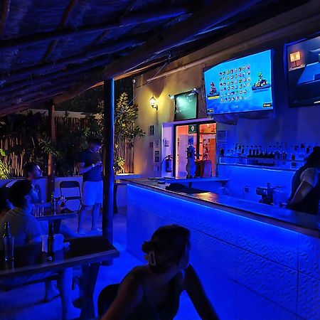 New Friends Hostel & Bar Adults Only Valladolid (Yucatan) Exterior foto