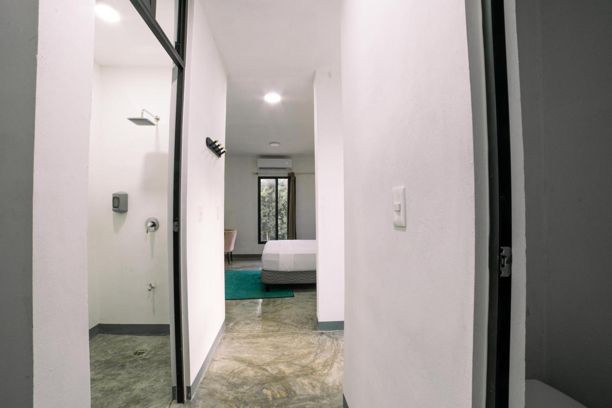 New Friends Hostel & Bar Adults Only Valladolid (Yucatan) Exterior foto